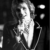 Am Anfang seiner Karriere fungierte Gottschalk kurzzeitig sogar als Nachrichtensprecher. Doch der junge Journalist fiel schnell durch seine flotten Sprüche und seine Spontaneität auf. 1979 moderierte er die deutsche Endausscheidung für den Grand Prix, der in Jerusalem stattfand.