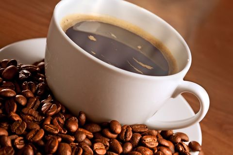 Hitze und Trockenheit setzen den Bohnen des Arabica-Kaffees zu.