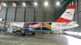 Rechtzeitig zum Eurovision Song Contest im Mai beklebte Austrian Airlines als offizielle Airline des ESC einen Airbus A320 mit einer mehr als 50 Quadratmeter umfassenden Spezialfolie. Motto dieser Maschine, die durch Europa fliegt: "Building Bridges".