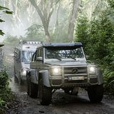 Mercedes-Benz G 63 AMG 6x6 und Sprinter am Set von Jurassic World.