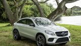 Auch das Mercedes GLE Coupé kommt im Film vor