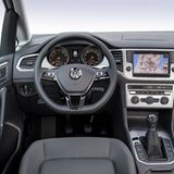 Das Cockpit des VW Golf TSI BlueMotion.