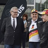 Bodo Buschmann mit Gumball-Fahrer Ron Bussink.