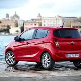 Per manuellem Fünfganggetriebe wird geschaltet.