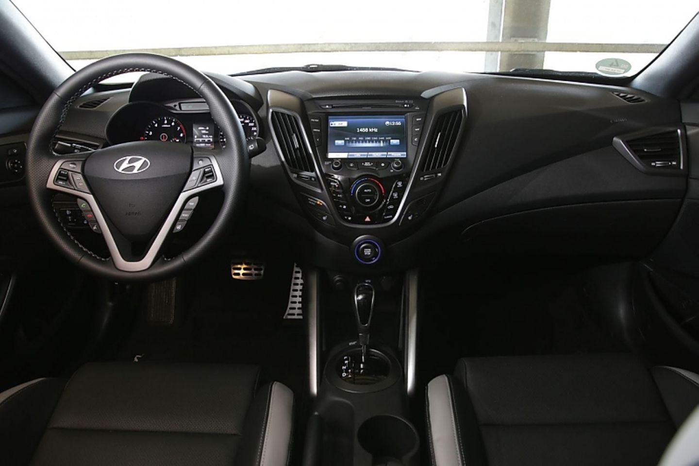 Typischer klar strukturierter Hyundai-Innenraum