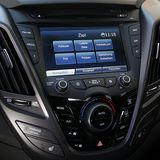 Hyundai Veloster Turbo bietet auf Wunsch einen Sieben-Zoll-Inotainment-Monitor