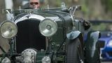 Frank Meakin im Bentley Blower auf Testfahrt