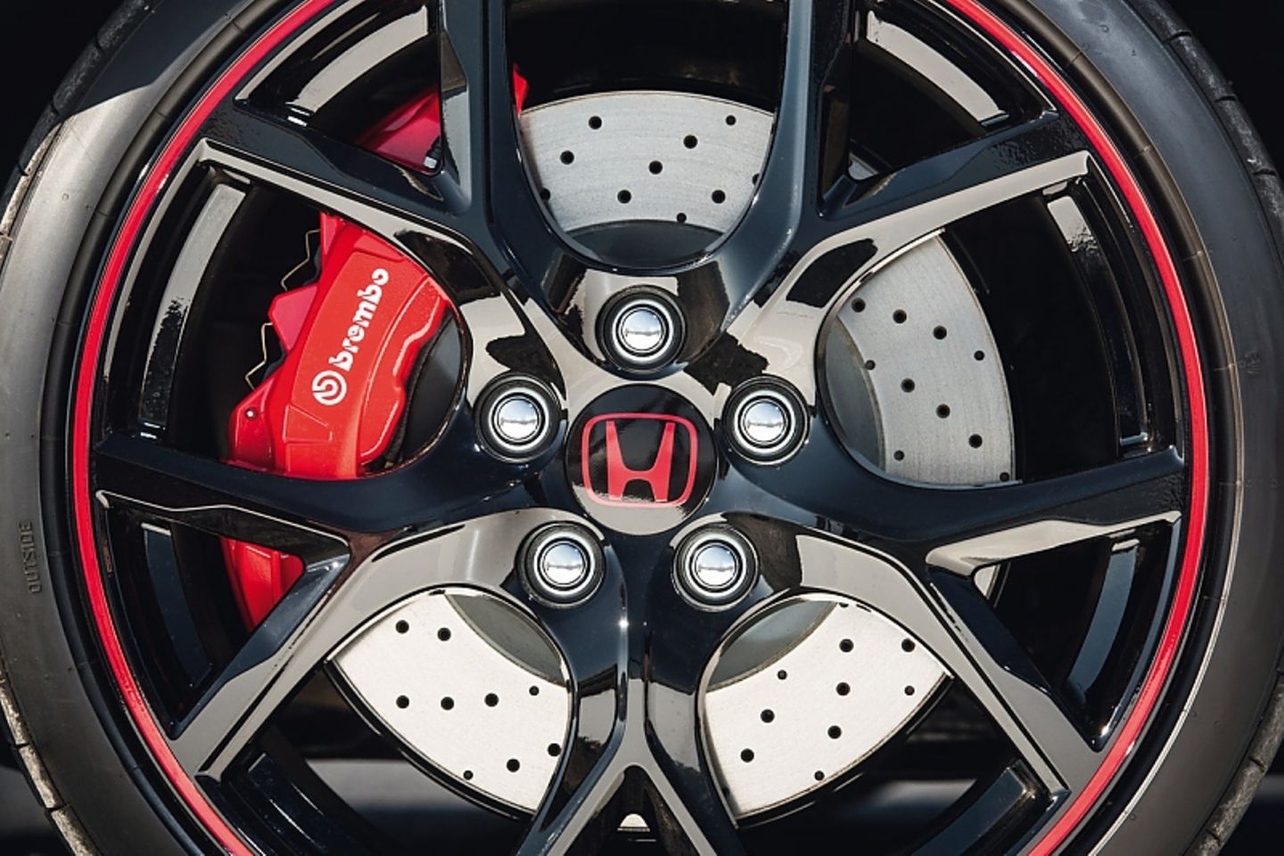 Brembo Bremsen mit gelochten Scheiben