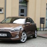 Der sechseckige Kühlergrill ist noch dreidimensionaler