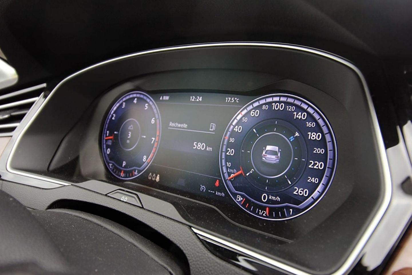 Das große, konfigurierbare Display.