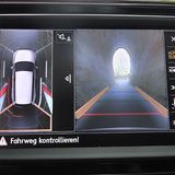 Dank Rückfahrkamera alles im Blick.