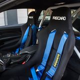 BMW M4 mit Wassereinspritzung - mit halbem Käfig und Rennsitzen