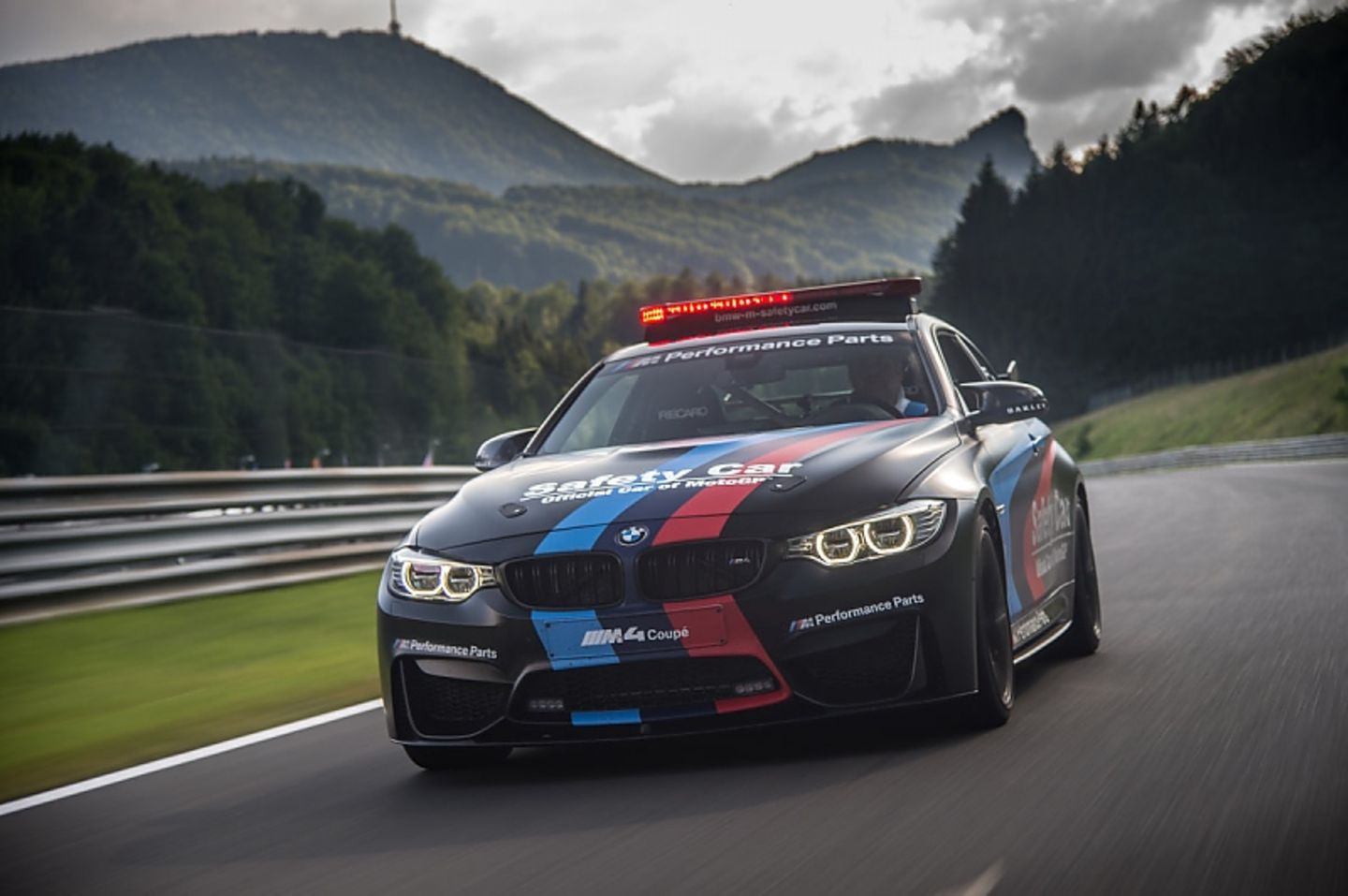 BMW M4 mit Wassereinspritzung