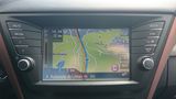 Der acht Zoll große Touchscreen-Bildschirm des neuen Toyota Avensis.
