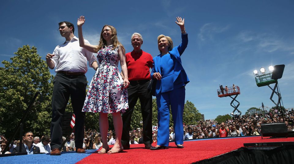Hillary Clinton und ihre Familie Hillary Clinton und ihre Familie beim Wahlkampfauftakt auf Roosevelt Island