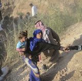 Kriegsflüchtlinge aus Syrien: Dramatische Szenen an der Grenze zur Türkei
