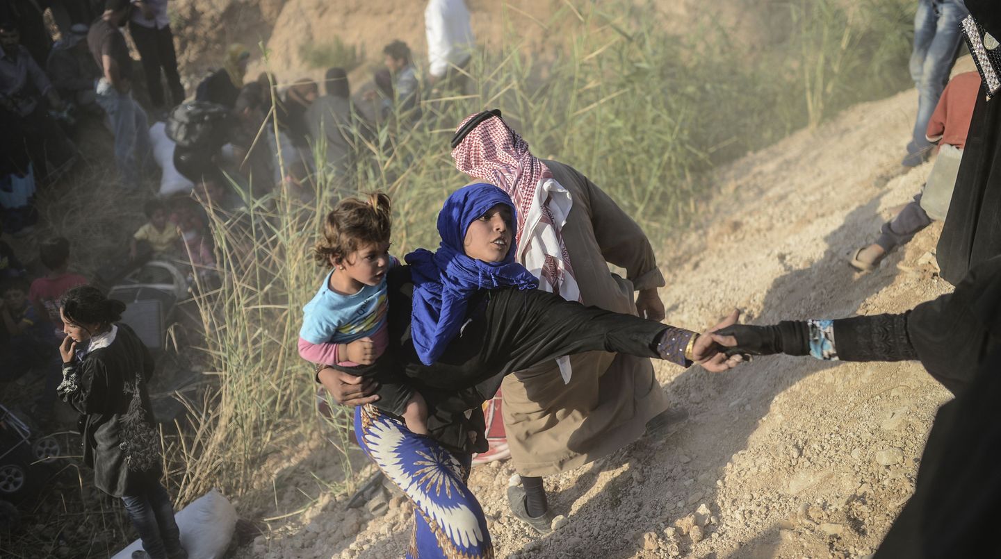 Kriegsflüchtlinge aus Syrien: Dramatische Szenen an der Grenze zur Türkei