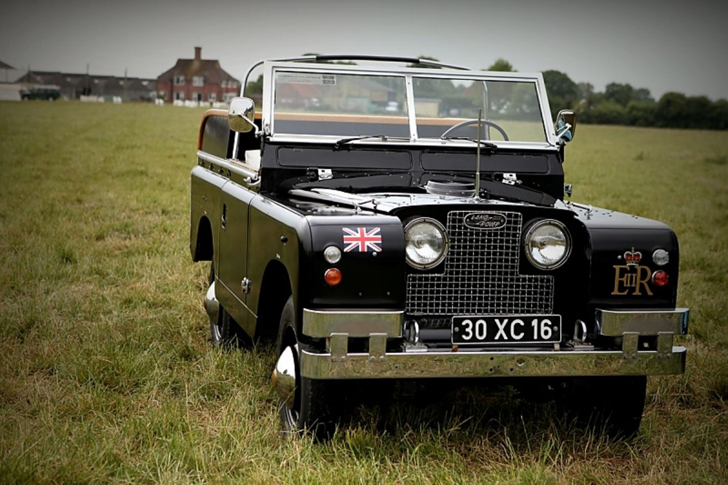Dunsfold Collection: The Queens Car