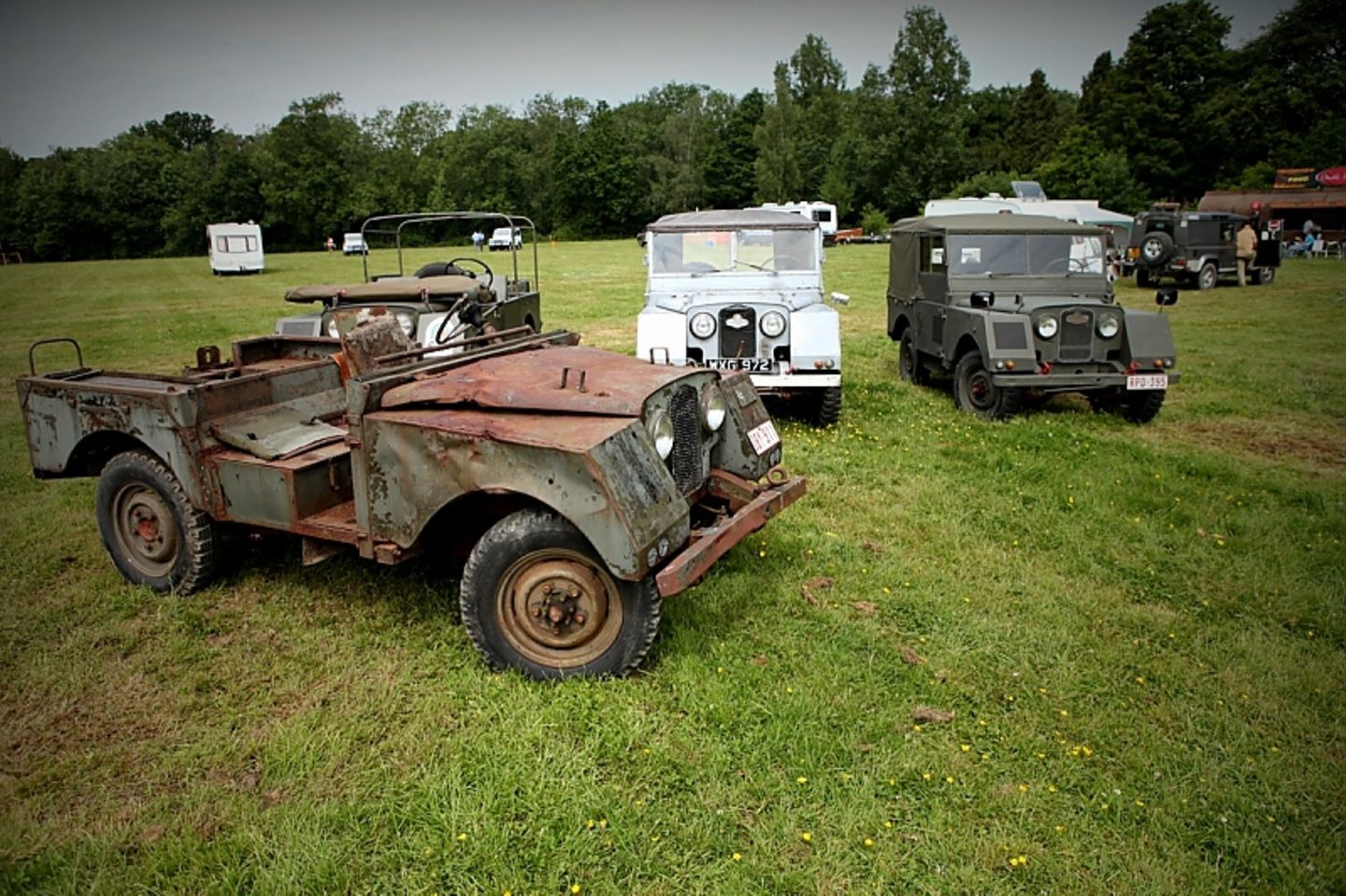 Dunsfold Collection: Scheunenfunde