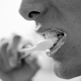 Mikroplastik aus Zahncreme ist ein großes Problem bei der Wasseraufbereitung