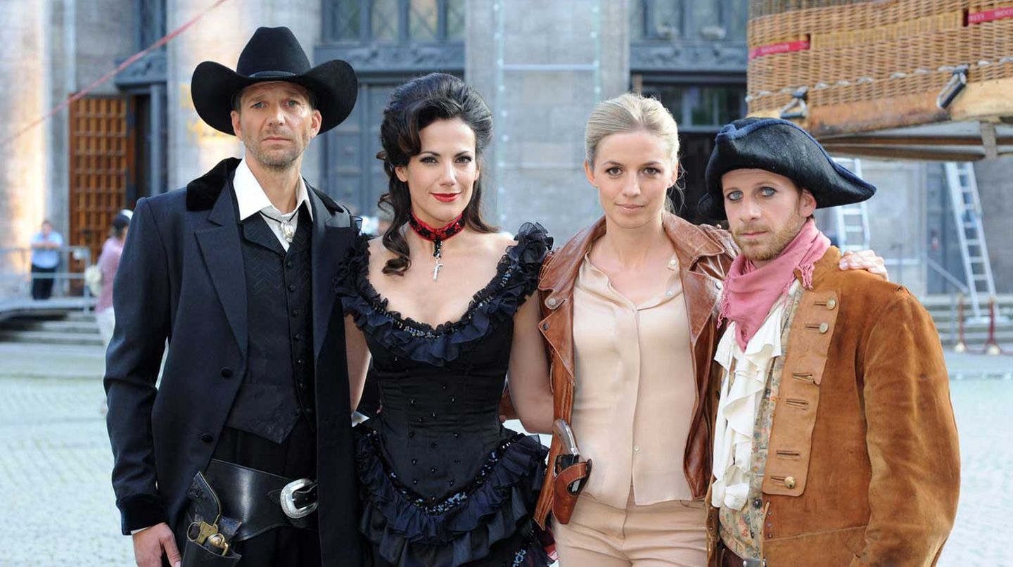 Annika Blendl in "Zweiohrküken"