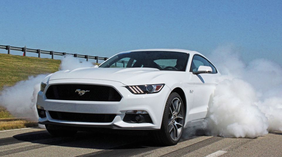 Ford Mustang Burnout per Knopfdruck