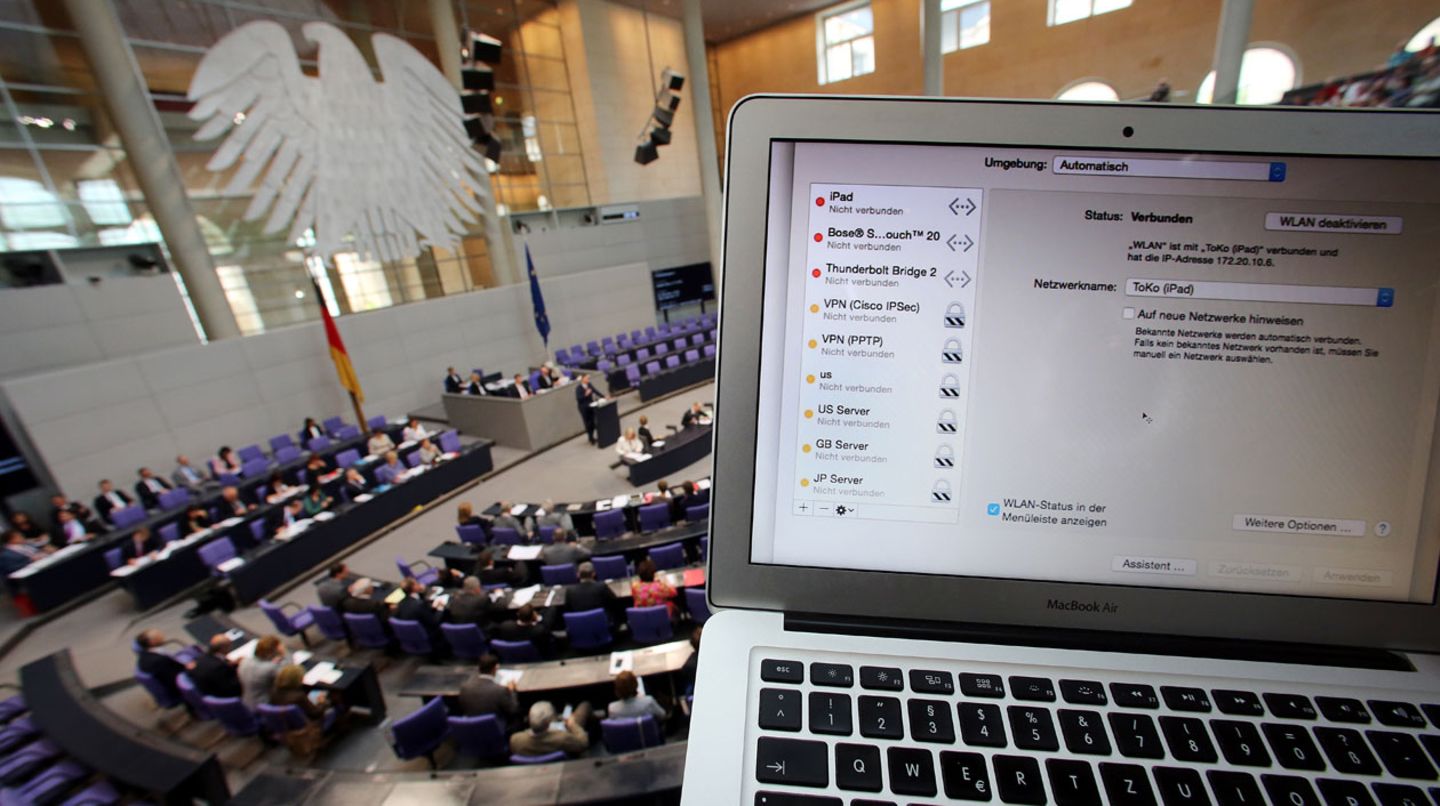 Thomas Ammann: "Bits & Pieces": #Neuland Bundestag - total verseucht