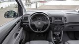 Das Cockpit des neuen VW Sharan.
