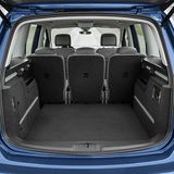 Der VW Sharan bietet als Siebensitzer zwischen 300...