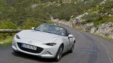 Mazda MX 5 2.0 i-Eloop - das Dach lässt sich nur manuell öffnen und schließen