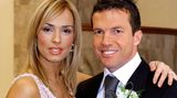 Fußballer-Hochzeiten: Bei Lothar Matthäus und Marijana geht es 2003 dagegen mit einem Glamour-Faktor im Passfoto-Bereich zu. Loddar ahnt wohl, dass er mit den Kräften haushalten muss - es sollte nicht das letzte Mal sein.