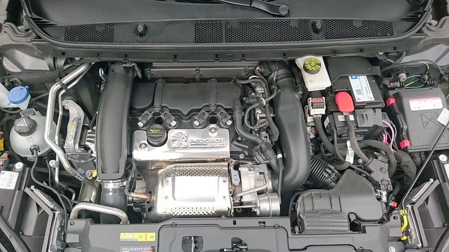 Der 1,6 Liter große Vierzylindermotor des Peugeot 308 GTi.