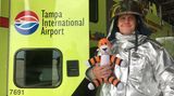 Besuch bei der Feuerwehr, Hobbes macht sich Sorgen: "Ich hoffe, mein Fell ist nicht entzündbar! Werden wir wohl gleich merken ..."