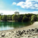 Der Waldmattensee in Kippenheimweiler bei Lahr ist ein Favorit von Lokalpatriot Dirk: Weil dort das „Urlaubsfeeling nach Feierabend oder am Wochenende einfach klasse ist. Und man immer jemanden zum Beachvolleyball findet.“    Auf der Lokalpatrioten-Karte anschauen