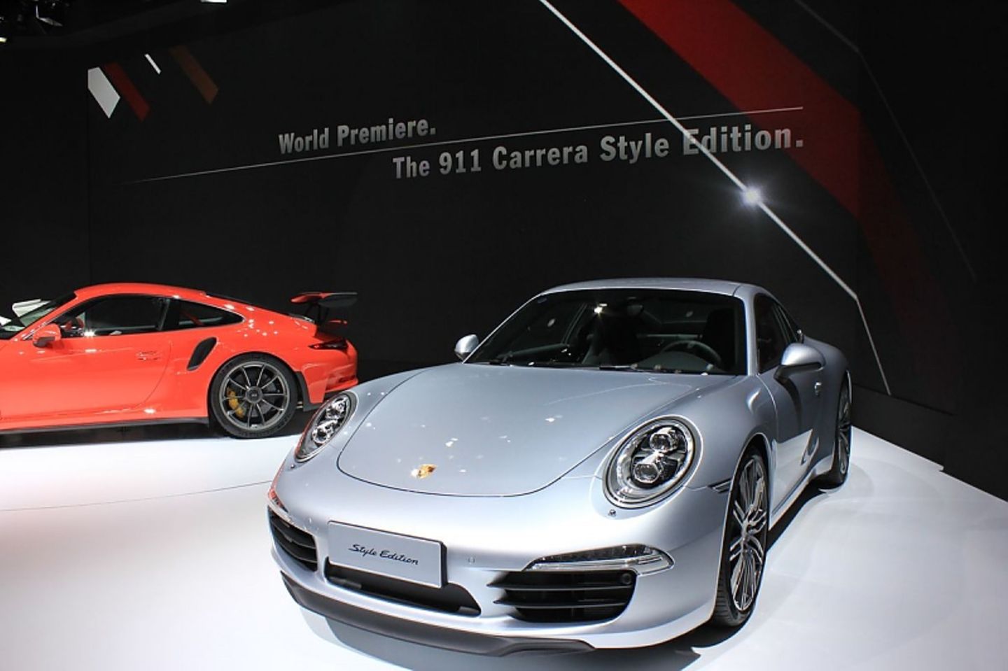 Porsche 911 Carrera Style Editon