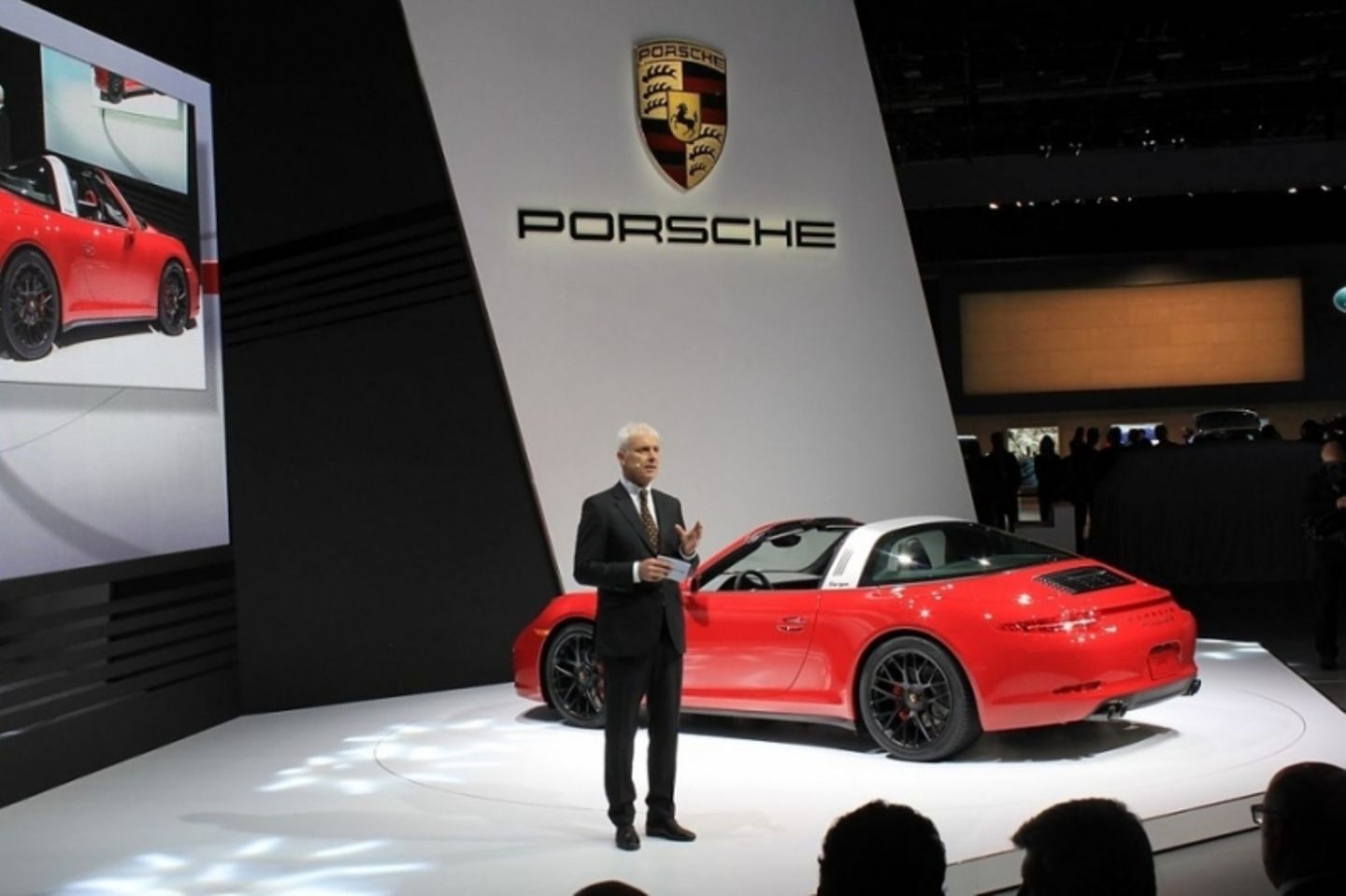 Porsche 911 Targa GTS und Porsche CEO Matthias Müller