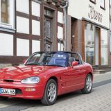 Der Suzuki Cappuccino ist 3,30 Meter lang,...