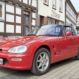 725 Kilogramm wiegt der Suzuki Cappuccino.