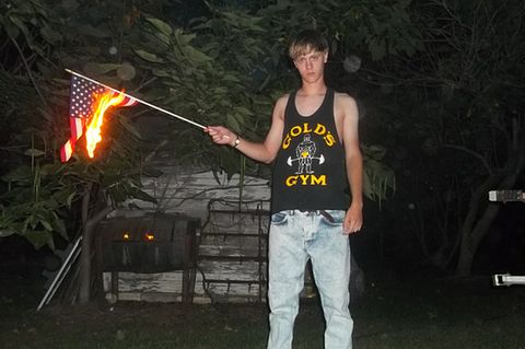 Dylann Roof verbrennt die US-Flagge