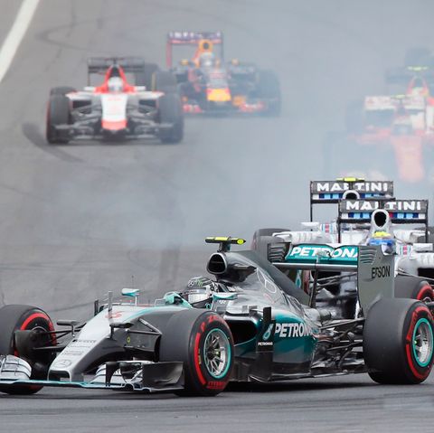 Nico Rosberg startet stark (l.) - die Grundlage für den Sieg in Österreich