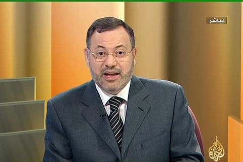 Der Journalist Ahmed Mansur. Das undatierte Foto stellte der TV-Sender Al-Dschasira zur Verfügung.