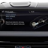 Im Fahrmodus Max eDrive wird möglichst lange rein elektrisch gefahren