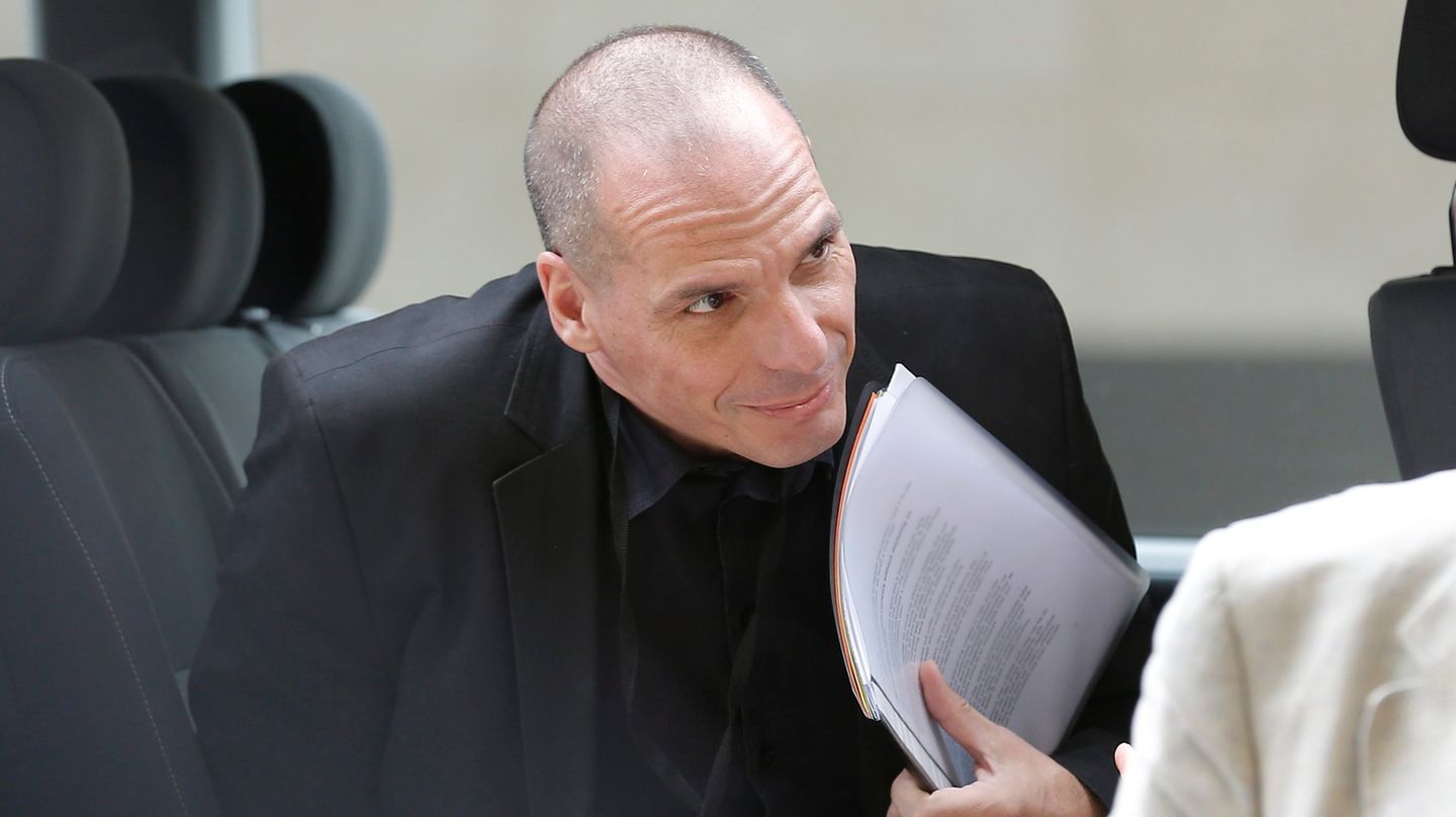 Gianis Varoufakis  verschmitzt
