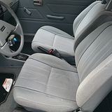 Unter sechs Liter Normalbenzin verbraucht er auf 100 Kilometern.