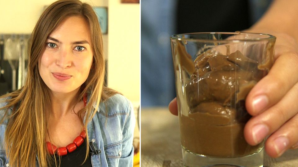 Gesunde Schokomousse Denise bereitet gesundes Schokomousse zu