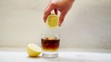 Glas mit Cold Drip Longdrink