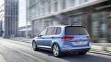 Der Touran kostet mit dem 110 kW / 150 PS Diesel mindestens 30.975 Euro
