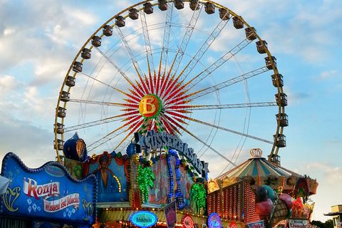 Buntes Treiben auf der Cranger Kirmes - empfohlen von Lokalpatrioten.
