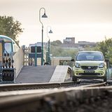 Der Smart Forrail hat die passende Spurweite für die Gleise