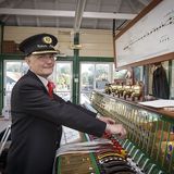 Die Signale werden noch händisch bedient